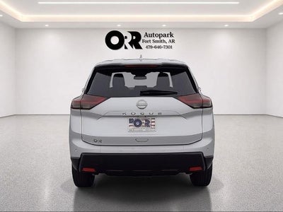2025 Nissan Rogue FWD SV