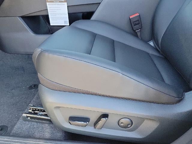 2026 Nissan Rogue 2026.5 FWD Dark Armor