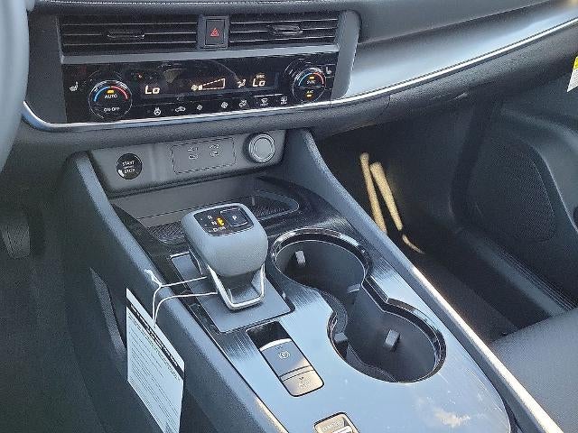 2026 Nissan Rogue 2026.5 FWD Dark Armor