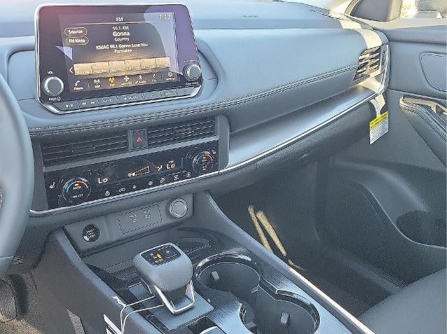 2026 Nissan Rogue 2026.5 FWD Dark Armor