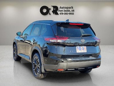 2026 Nissan Rogue 2026.5 FWD Dark Armor