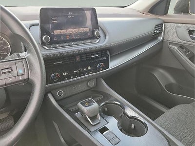 2023 Nissan Rogue FWD SV *Ltd Avail*