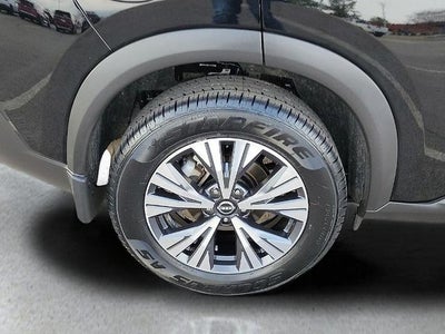 2023 Nissan Rogue FWD SV *Ltd Avail*