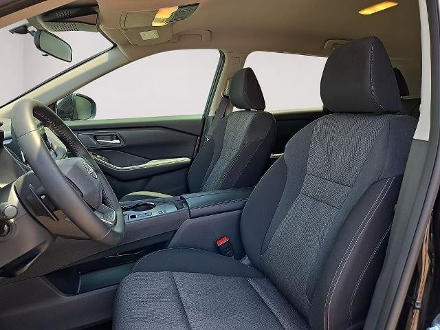 2025 Nissan Rogue FWD SV