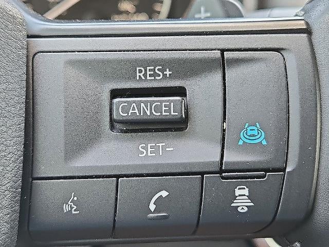 2025 Nissan Rogue FWD SV