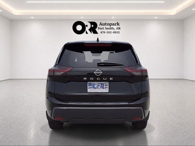 2025 Nissan Rogue FWD SV