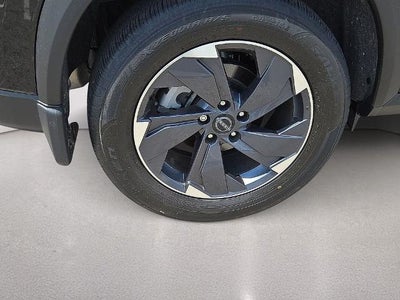 2025 Nissan Rogue FWD SV