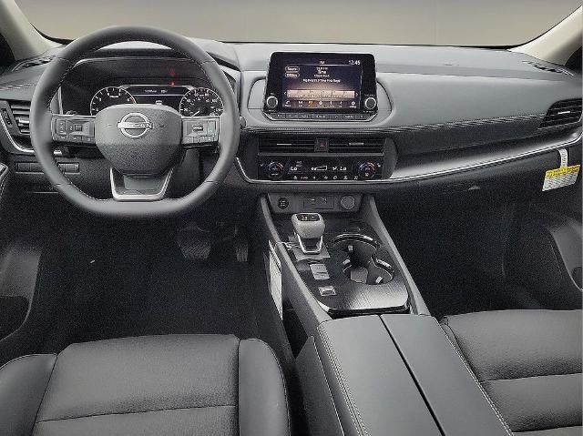 2025 Nissan Rogue FWD SV