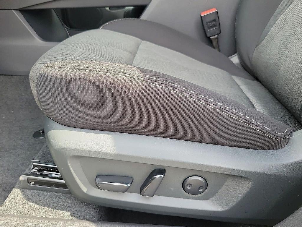 2026 Nissan Rogue 2026.5 FWD SV