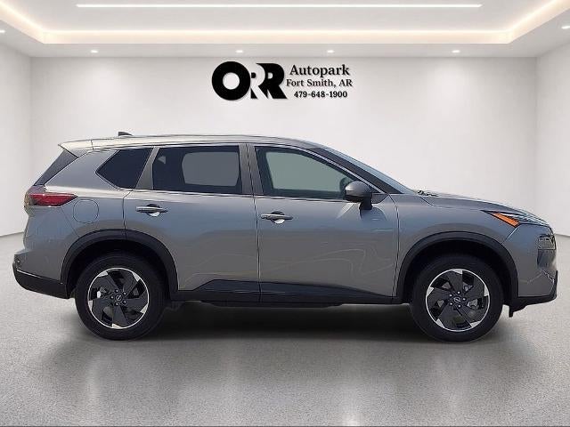 2024 Nissan Rogue FWD SV