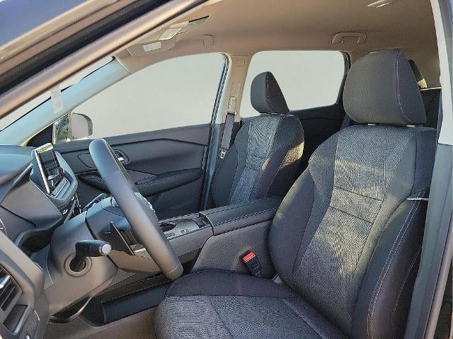 2026 Nissan Rogue FWD SV *Ltd Avail*