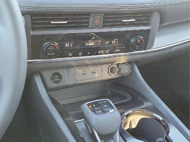 2026 Nissan Rogue FWD SV *Ltd Avail*