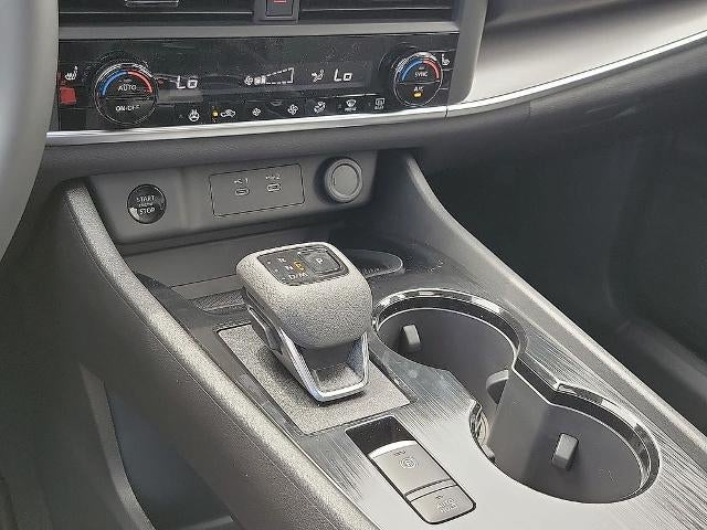 2026 Nissan Rogue 2026.5 FWD Dark Armor