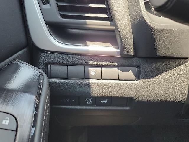 2026 Nissan Rogue 2026.5 FWD Dark Armor