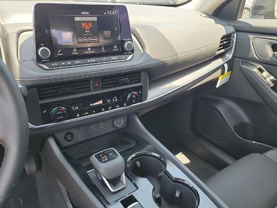2026 Nissan Rogue 2026.5 FWD Dark Armor