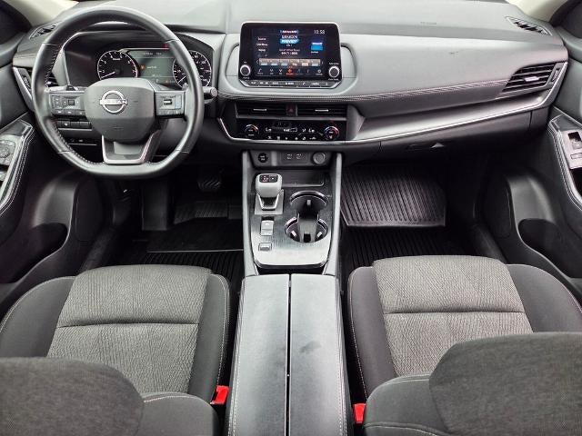 2025 Nissan Rogue FWD SV