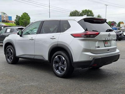 2025 Nissan Rogue FWD SV