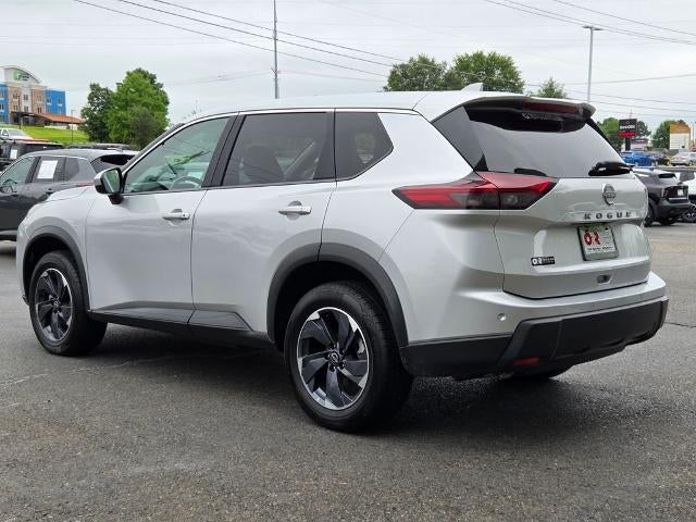2025 Nissan Rogue FWD SV