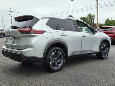 2025 Nissan Rogue FWD SV