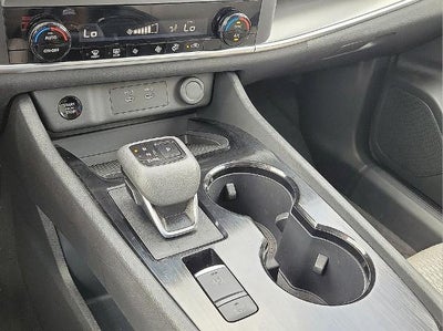 2025 Nissan Rogue FWD SV