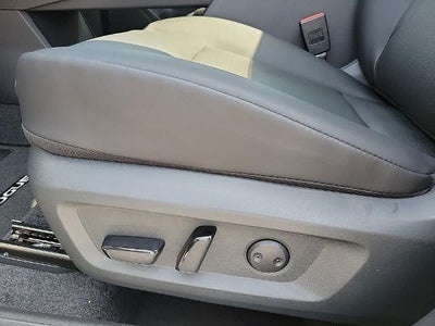 2026 Nissan Rogue 2026.5 FWD Dark Armor