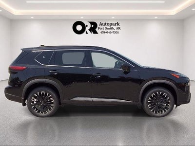 2026 Nissan Rogue 2026.5 FWD Dark Armor