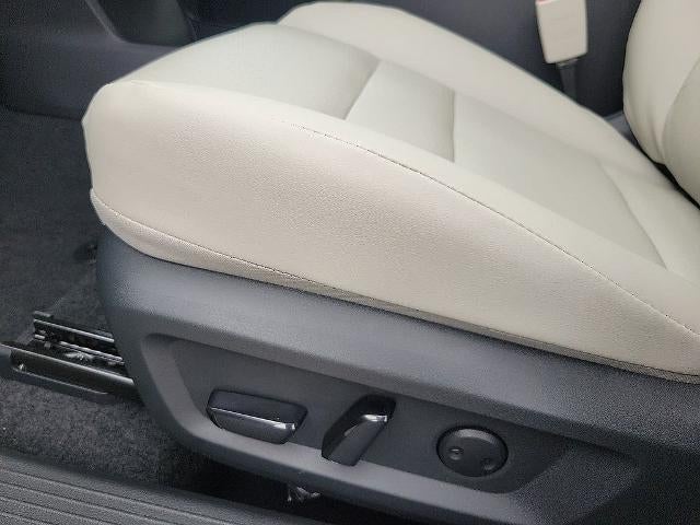 2026 Nissan Rogue 2026.5 FWD Dark Armor