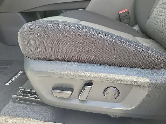 2026 Nissan Rogue 2026.5 FWD SV