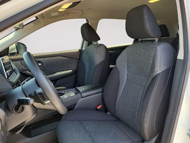 2022 Nissan Rogue FWD SV