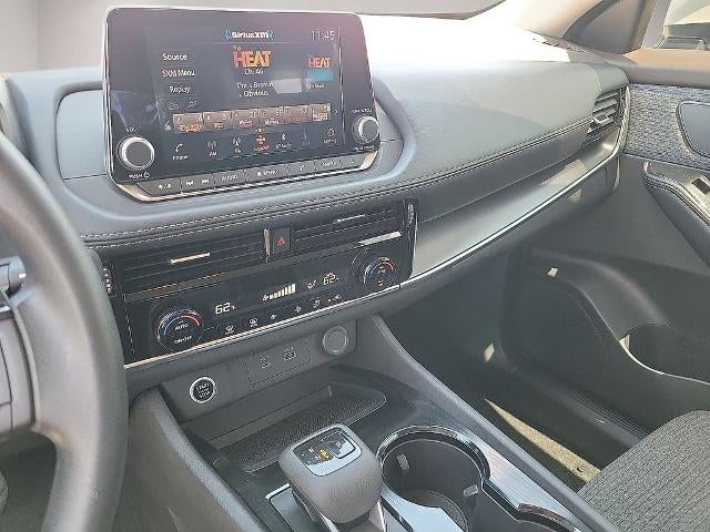 2022 Nissan Rogue FWD SV