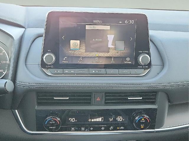 2026 Nissan Rogue FWD SV *Ltd Avail*