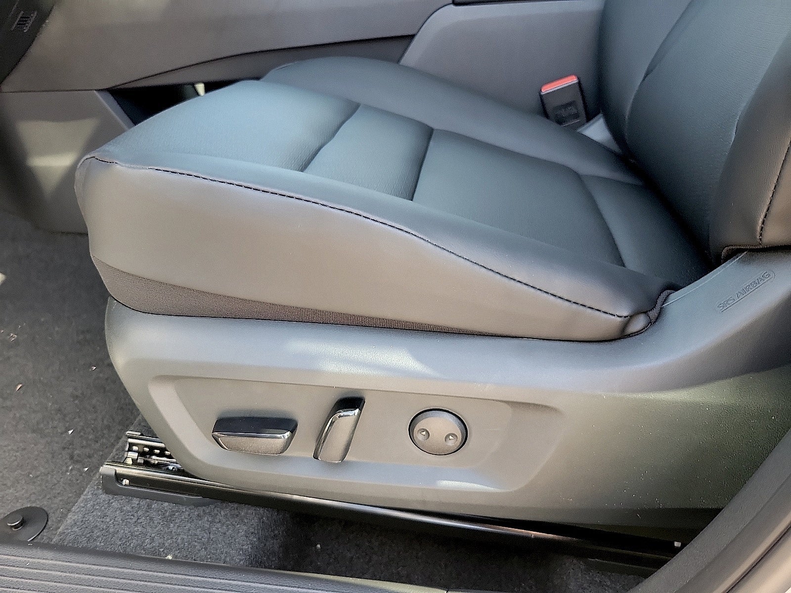 2027 Nissan Rogue Dark Armor FWD