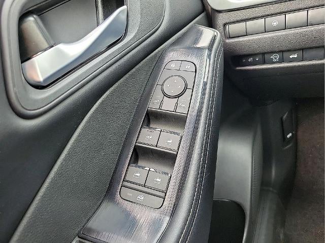 2025 Nissan Rogue FWD SV