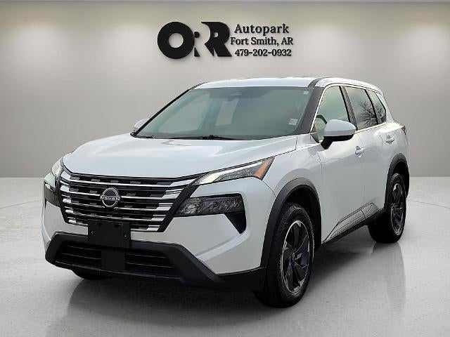 2025 Nissan Rogue FWD SV