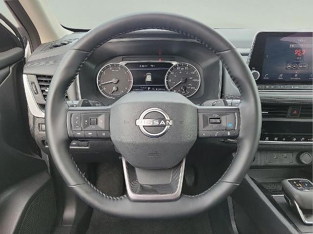 2025 Nissan Rogue FWD SV