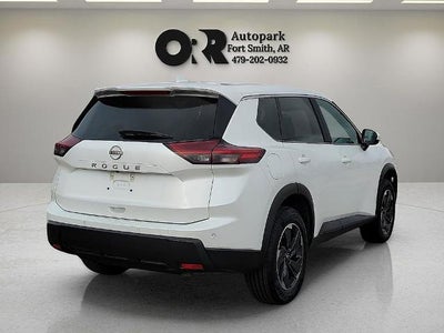 2025 Nissan Rogue FWD SV