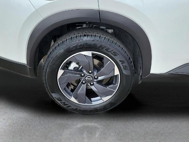 2025 Nissan Rogue FWD SV