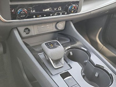 2026 Nissan Rogue 2026.5 FWD Dark Armor