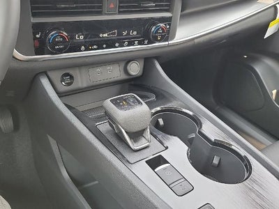 2026 Nissan Rogue 2026.5 FWD Dark Armor