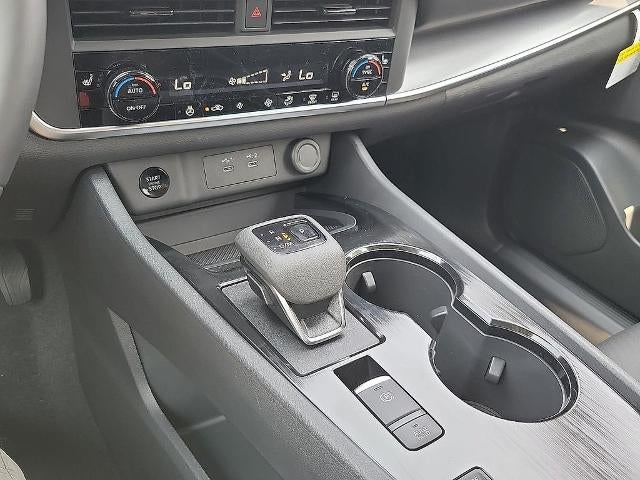 2026 Nissan Rogue 2026.5 FWD Dark Armor