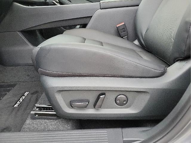 2026 Nissan Rogue FWD SV *Ltd Avail*