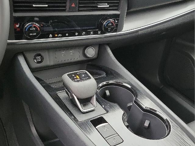 2026 Nissan Rogue FWD SV *Ltd Avail*