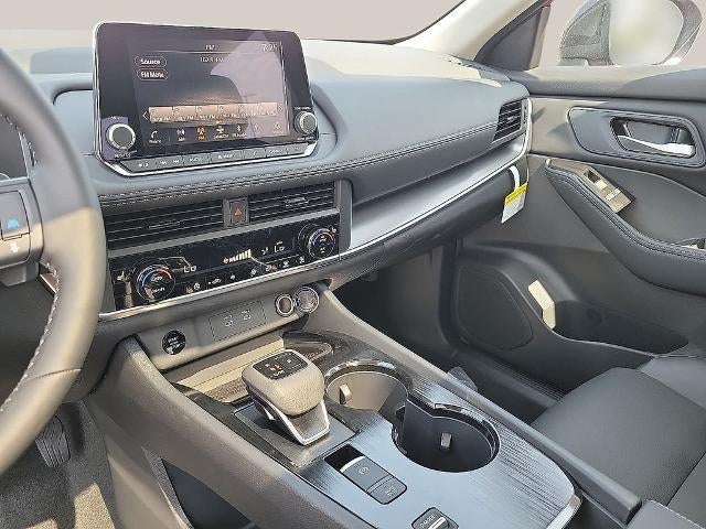 2026 Nissan Rogue 2026.5 FWD Dark Armor