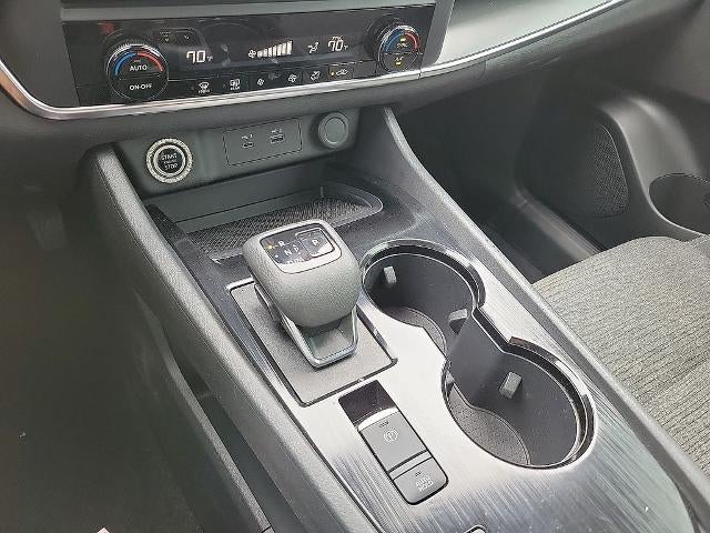 2023 Nissan Rogue FWD SV