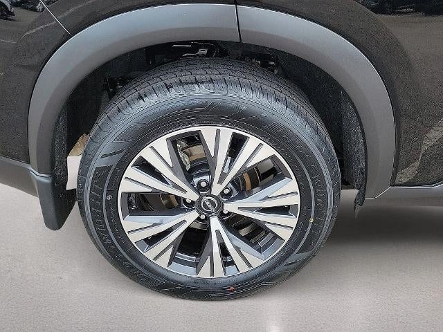 2023 Nissan Rogue FWD SV