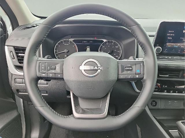2025 Nissan Rogue FWD SV