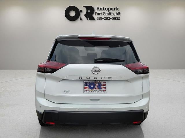 2025 Nissan Rogue FWD SV