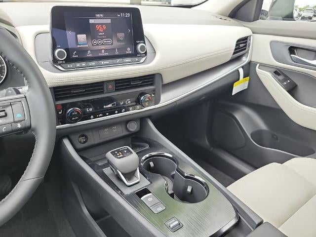 2026 Nissan Rogue 2026.5 FWD Dark Armor