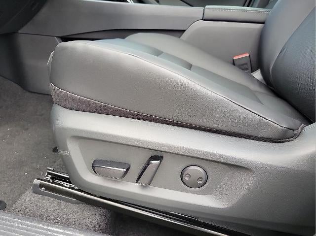 2026 Nissan Rogue 2026.5 FWD Dark Armor