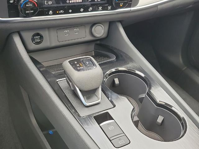 2026 Nissan Rogue 2026.5 FWD Dark Armor